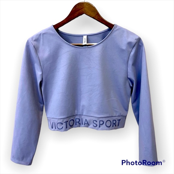 Victoria's Secret Tops - Victoria Sport by Victoria’s Secret workout top, cropped, 3/4 sleeve, tight, L